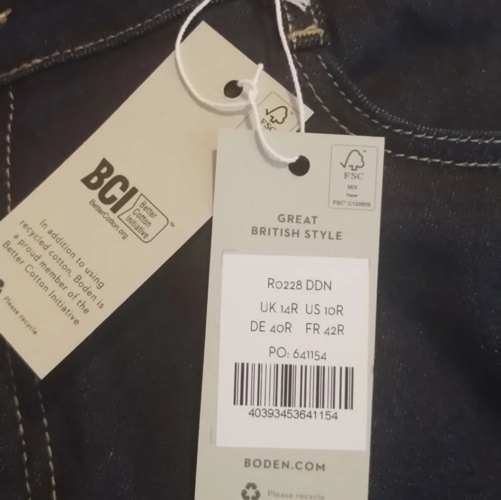Boden High Waist Smart‎ Flare Jeans Long Stretch Denim